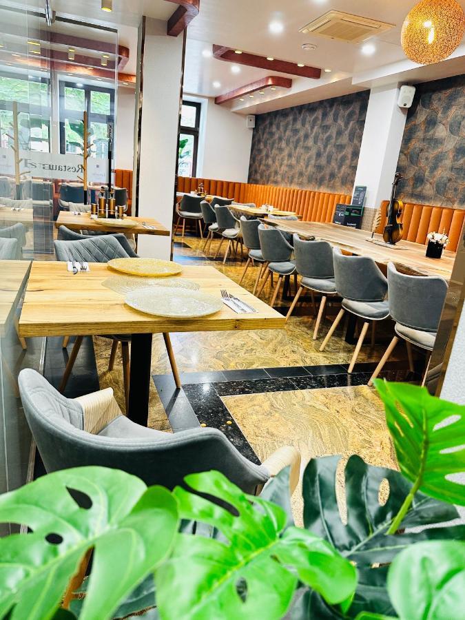 & Restaurant Levoslav House 4* Sibiu