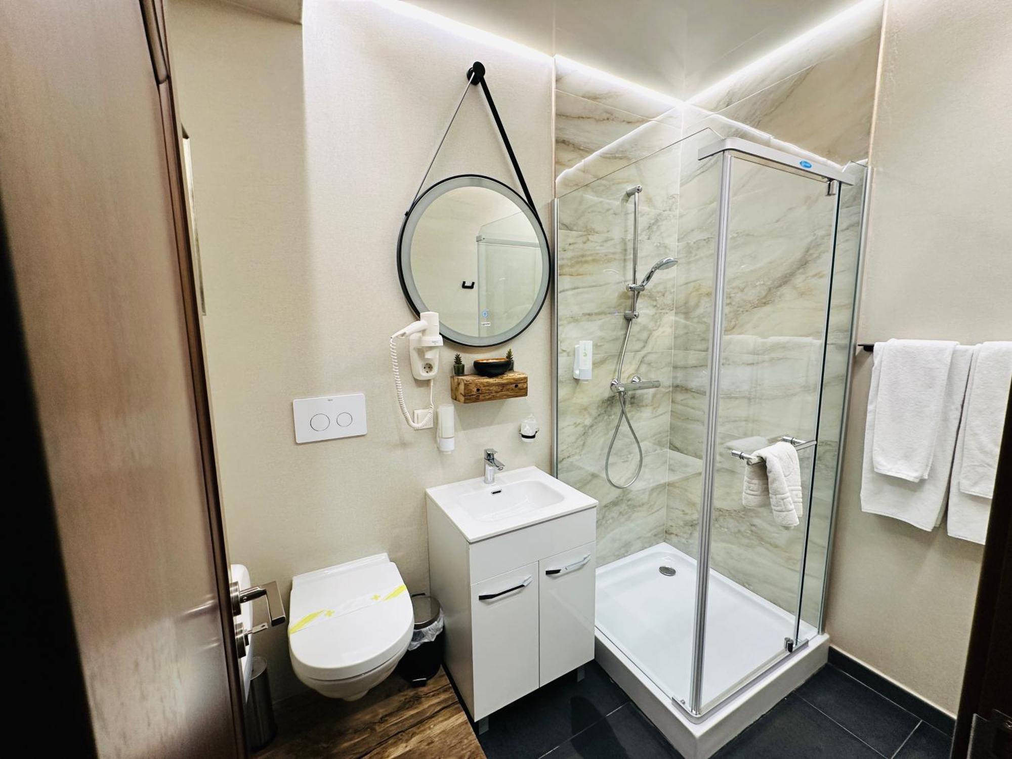 & Restaurant Levoslav House 4* Sibiu