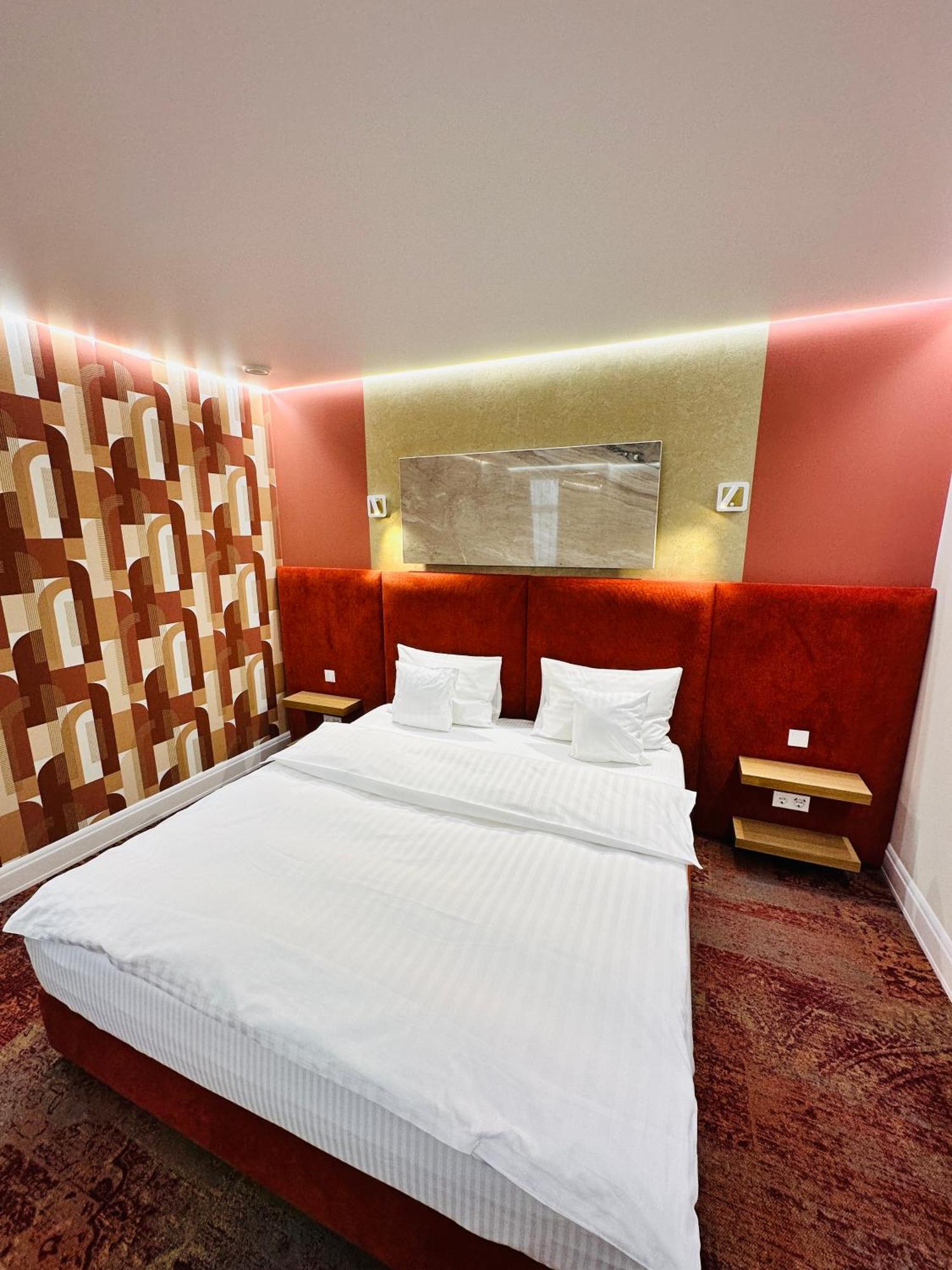 Hotel & Restaurant Levoslav House