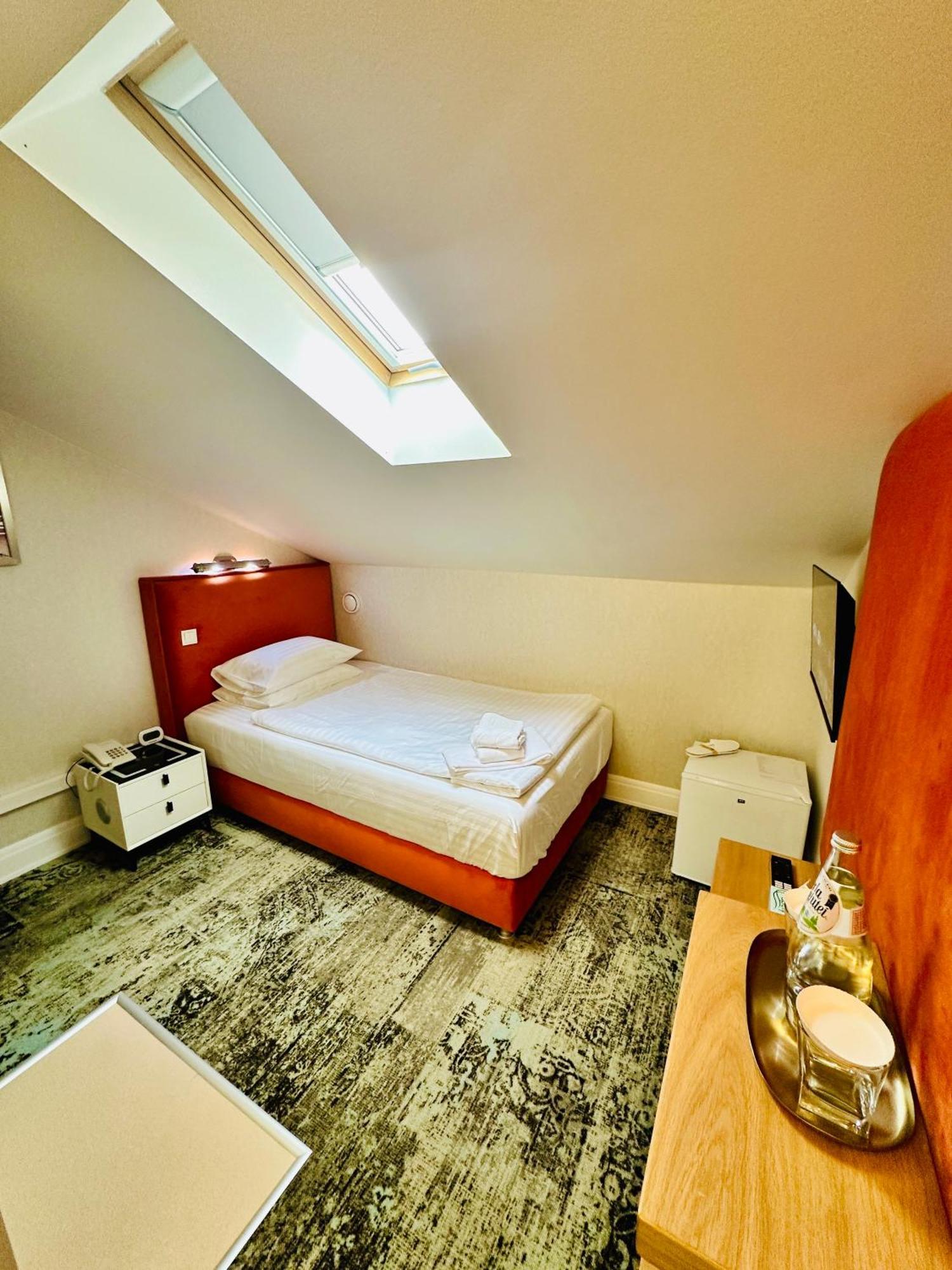 & Restaurant Levoslav House Hotel 4*